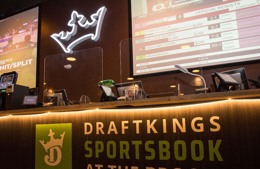 Investment Firm Recommends Penn National and DraftKings Stocks